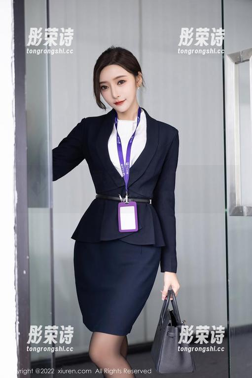 秀人网 - 反正都来这里了，陈柒柒的女王图包你一定会喜欢！