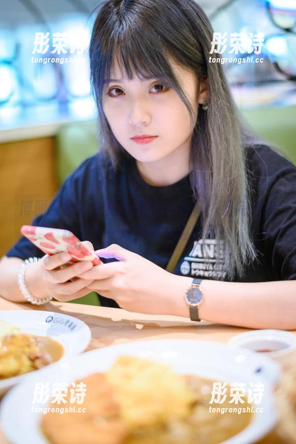 秋楚楚不秃头 博丽灵梦的秋楚楚不秃头写真,看完后我瞎说了一堆不可描述的事!