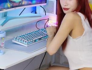 绮梦摄影 - 秋月的珍藏版私拍美图，毫无PS痕迹，直接把你引入现实！