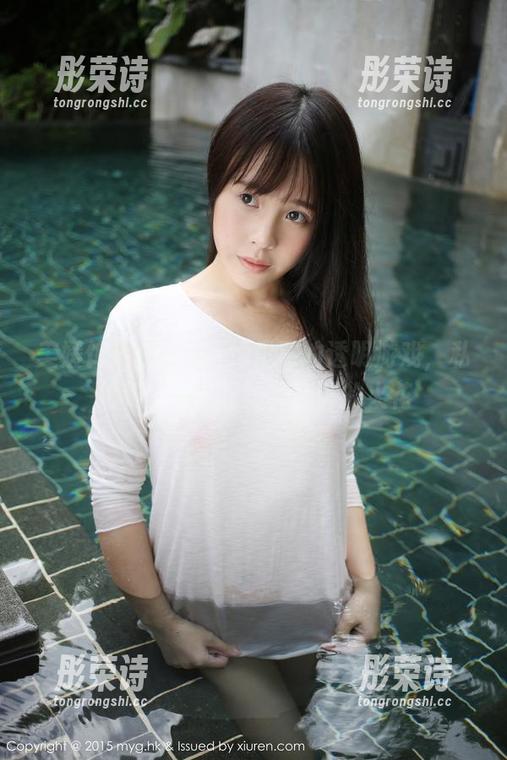 美媛馆-Carina绮里嘉 美媛馆 - Carina绮里嘉的透明游戏,私拍和美图的碰撞,意外的火花