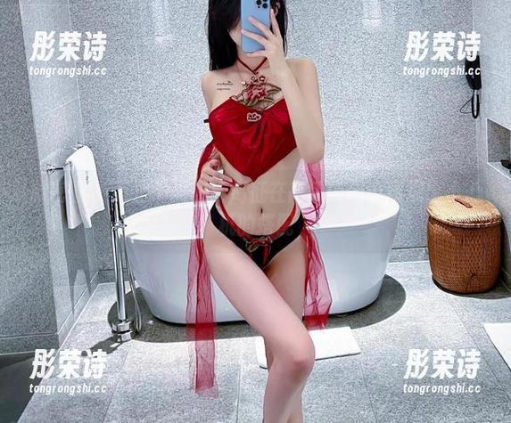 微密圈 - 不止于皮衣！葛征在高清原图中展现出小心机的搭配