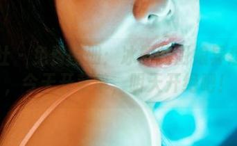 蜜桃社 - 免费图册:冰露的厨娘异想天开,今天开菜单,明天开绝吧!