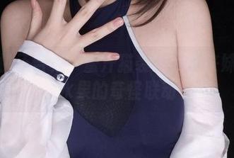 卯月桃子合集:蜜汁猫裘给你带来妹子和水果的奇怪联动