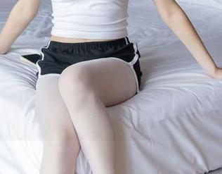 袜啵啵 - 摸脑袋思考,小甜豆的高清写真,肉丝,脚尖微加固,真心致敬那个设计师!