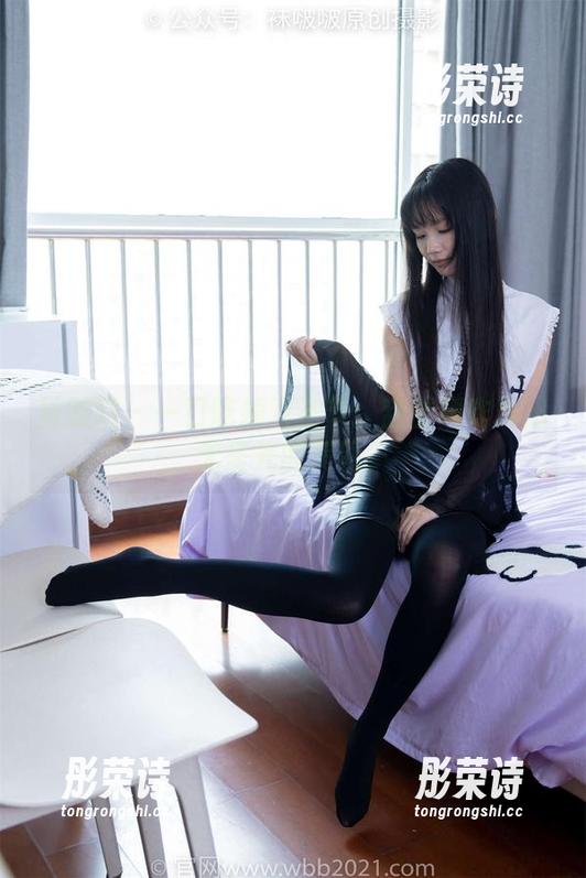 袜啵啵-甜甜圈 袜啵啵 - 一口吃掉万圣节:甜甜圈咋弄出无圣光的美图?