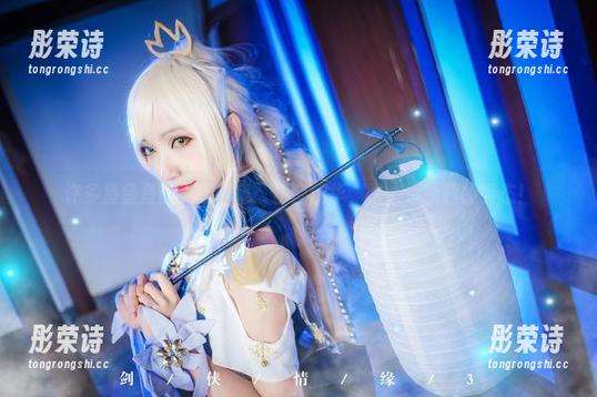 许多鱼鱼鱼 许多鱼鱼鱼的美图合集:初音韶华,瞧,特能露的姿态!