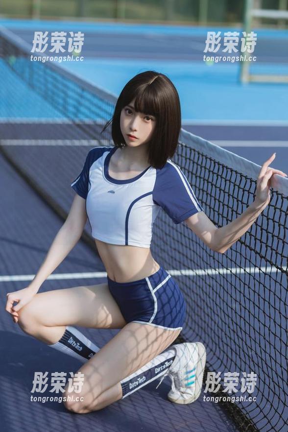 许岚LAN的护士妆，美图里的“医”与“美”兼具使用说明！