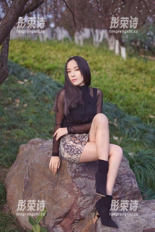 微密圈 - 双马尾的野性释放！辣妈女神定制写真让我想追梦？