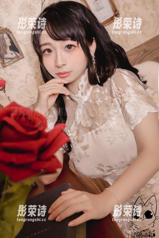 研究陌陌咕咕咕的雷姆，图包里的每一张似乎都在打翻我的瓜子！