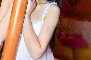 雪琪SAMA的女仆水下系列，一不小心就成了飘荡在网盘里的“水上”艺术！