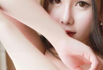 青豆客 - 图库曝光：岑苑之barbiebaby的秘书倾情分享，竟然被上司盯上？