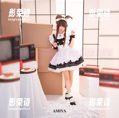每次面饼仙儿的制服合集更新都让我想买制服，麻烦你快点！