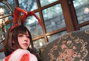 一场狂欢聚会：黑白御猫出奇制胜的魔太郎圣诞兔子美图合集！